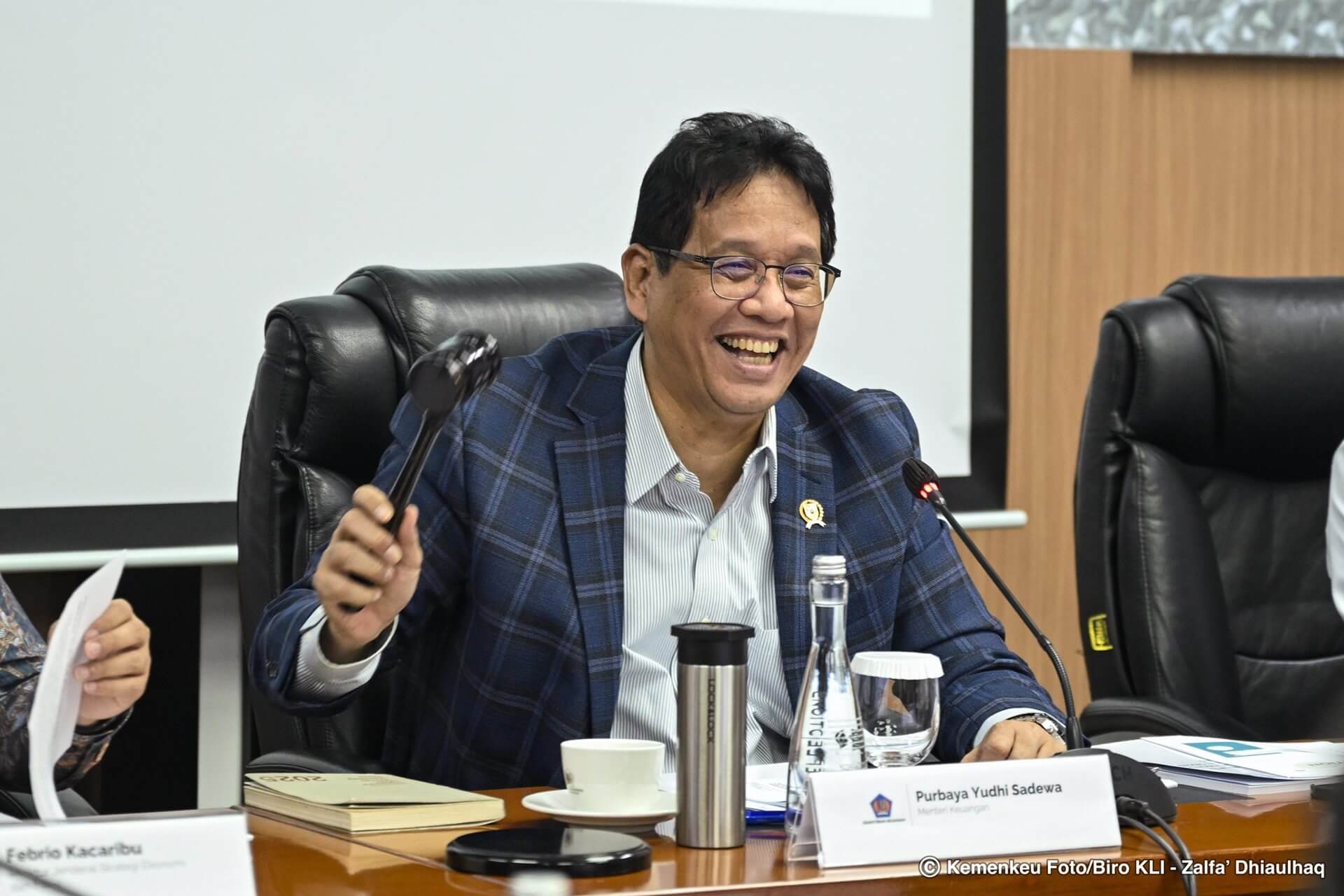 Keyakinan Menkeu Terhadap Sentimen Positif IHSG 2026